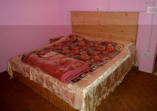 TG Stays Village Neen, Shimla 4